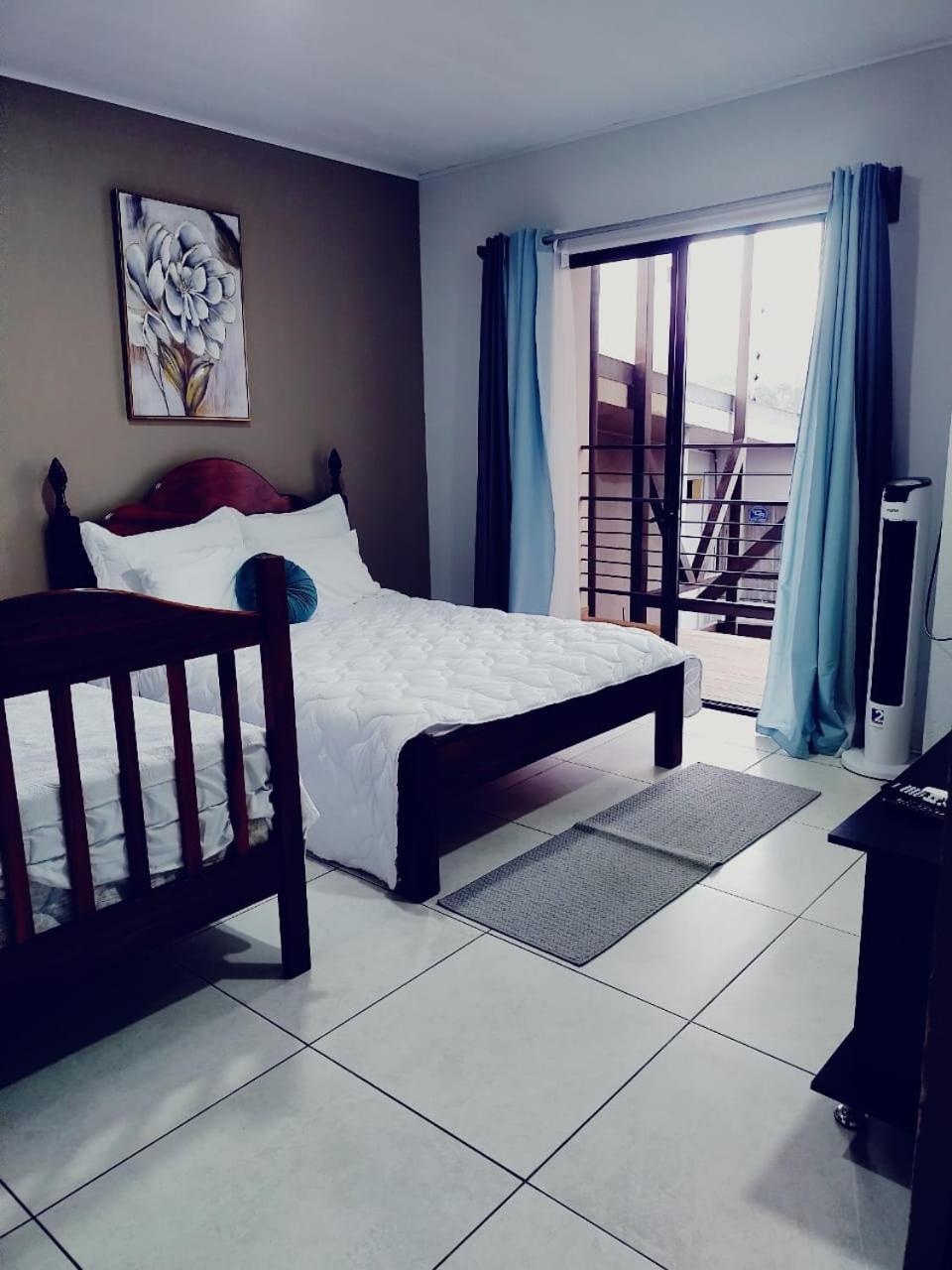 Villas Del General San Isidro De El General Δωμάτιο φωτογραφία